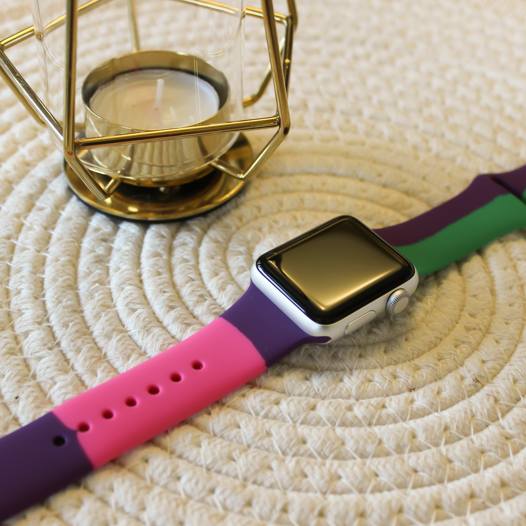 Apple Watch Sportarmband Black Unity - lila rosa grün