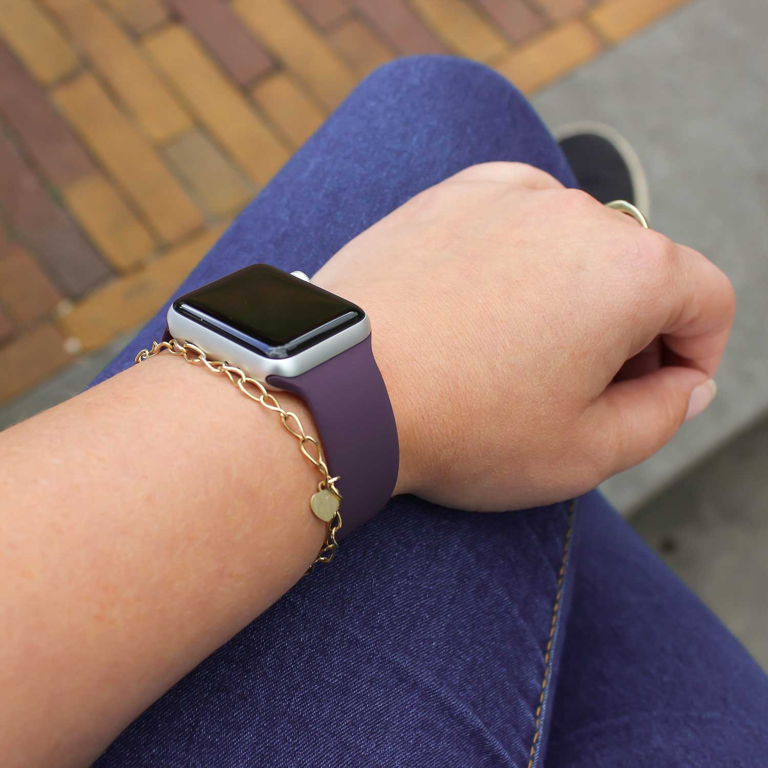 Apple Watch Solo Loop Sportarmband - Dark Cherry