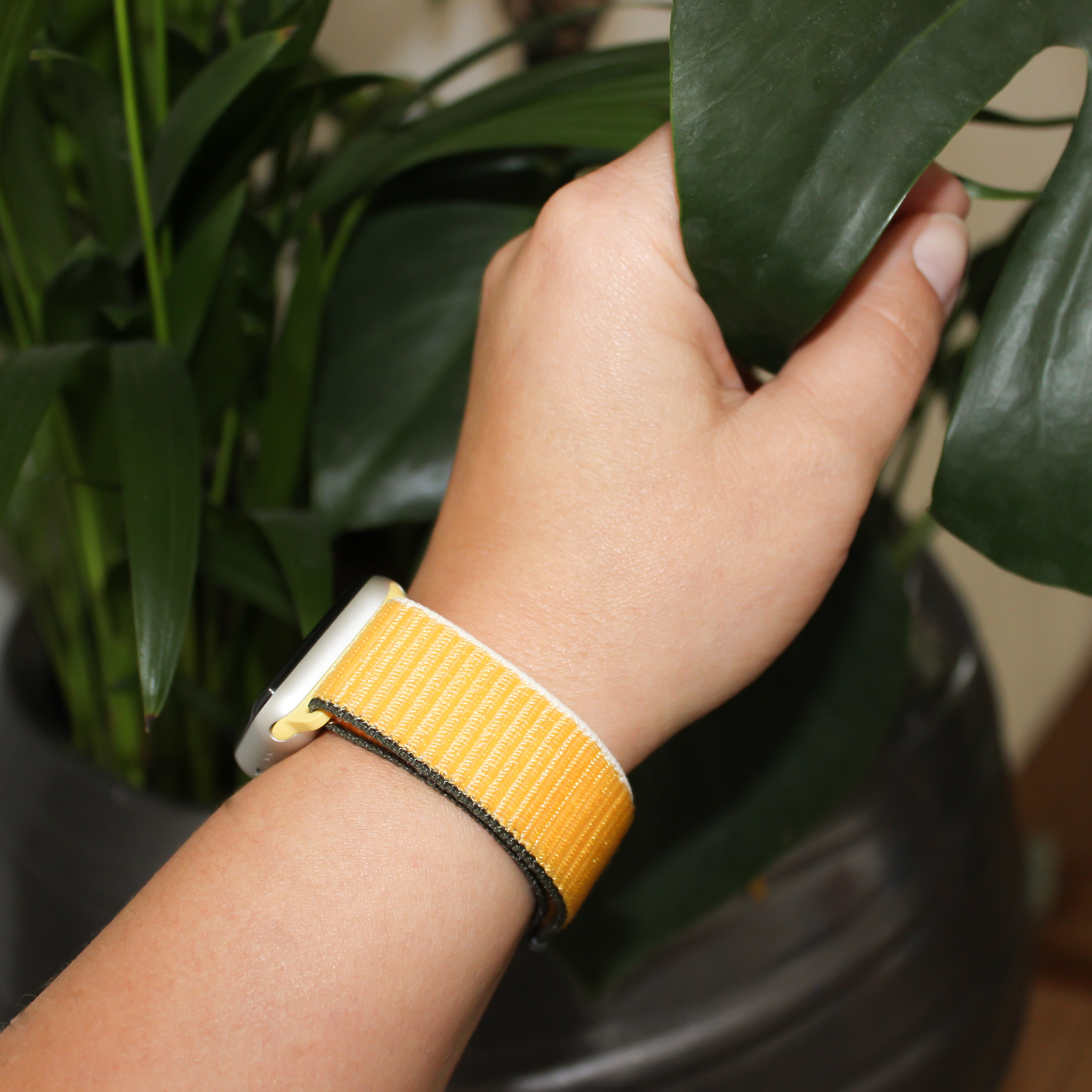 Apple Watch Nylon Sport Loop - Sonnenblume