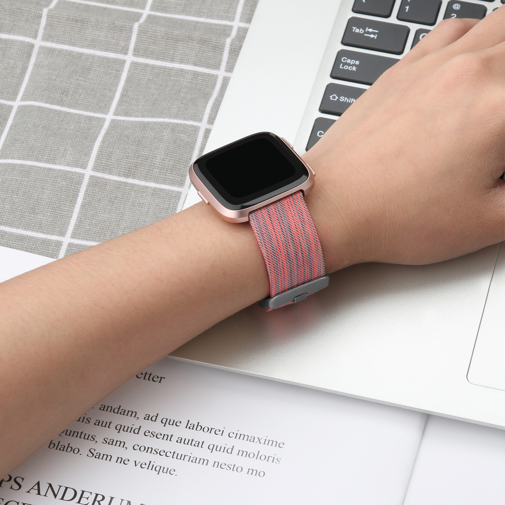 Fitbit Versa Nylon Schnallenband - orange gestreift