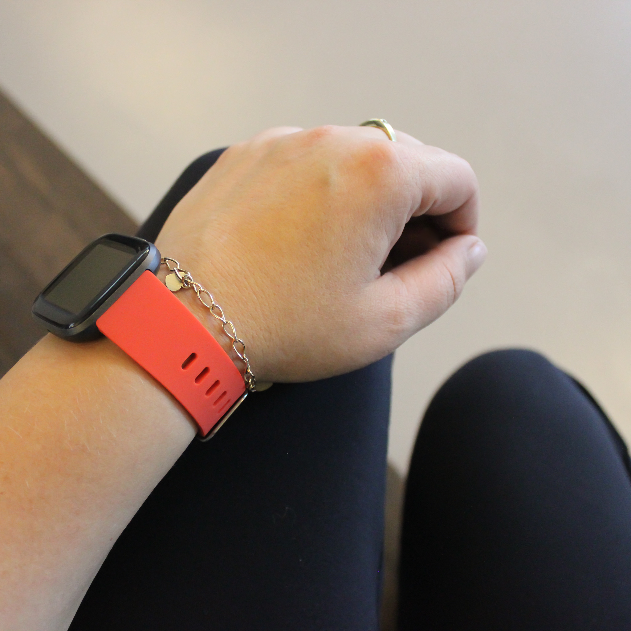 Fitbit Versa Sportarmband - orange rot
