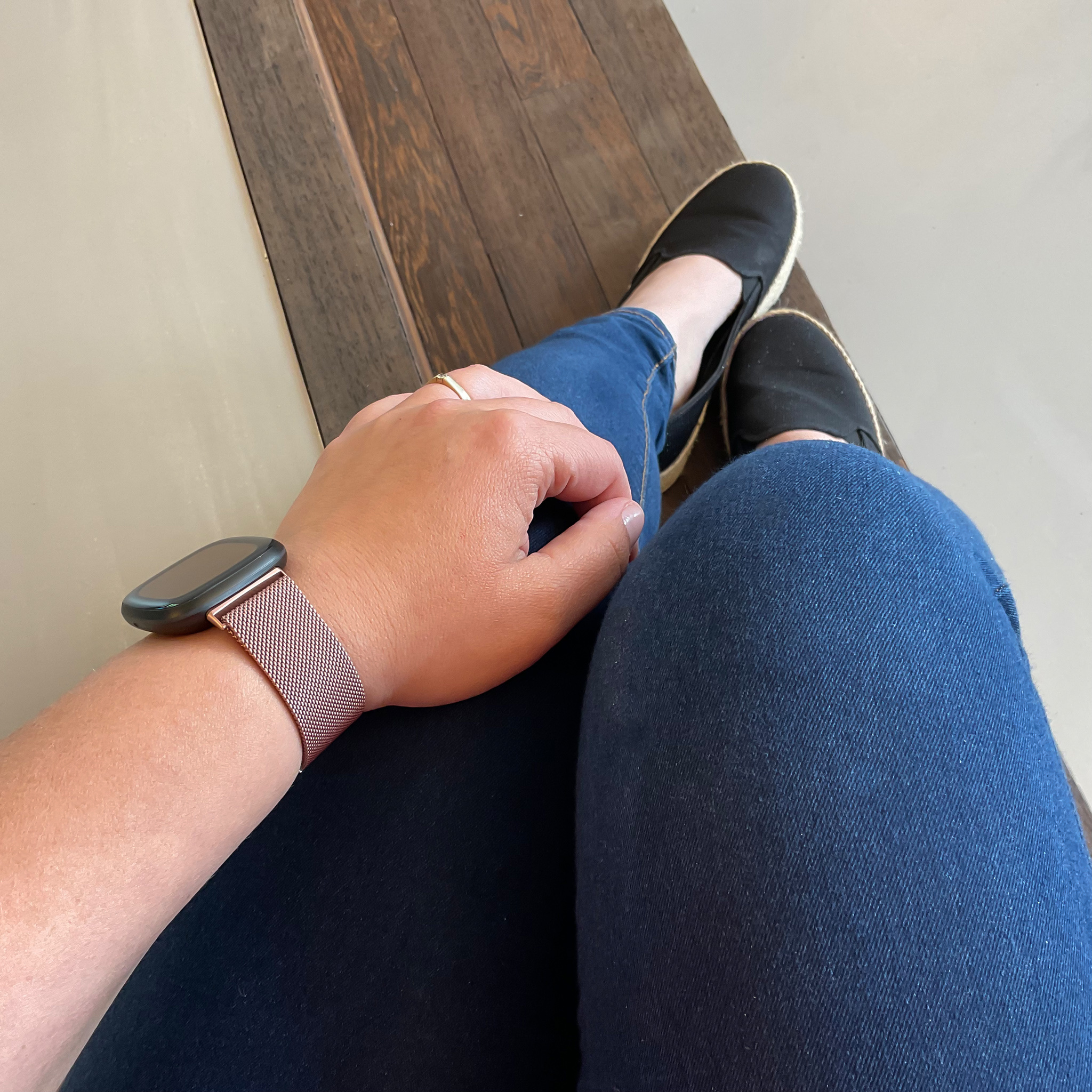 Fitbit Versa 3 / Sense Milanaise Armband - rose gold