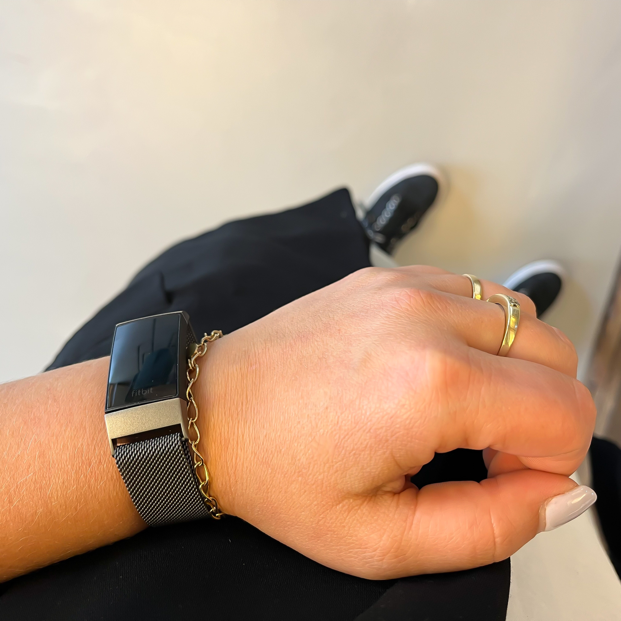 Fitbit Charge 3 & 4 Milanaise Armband - space grey