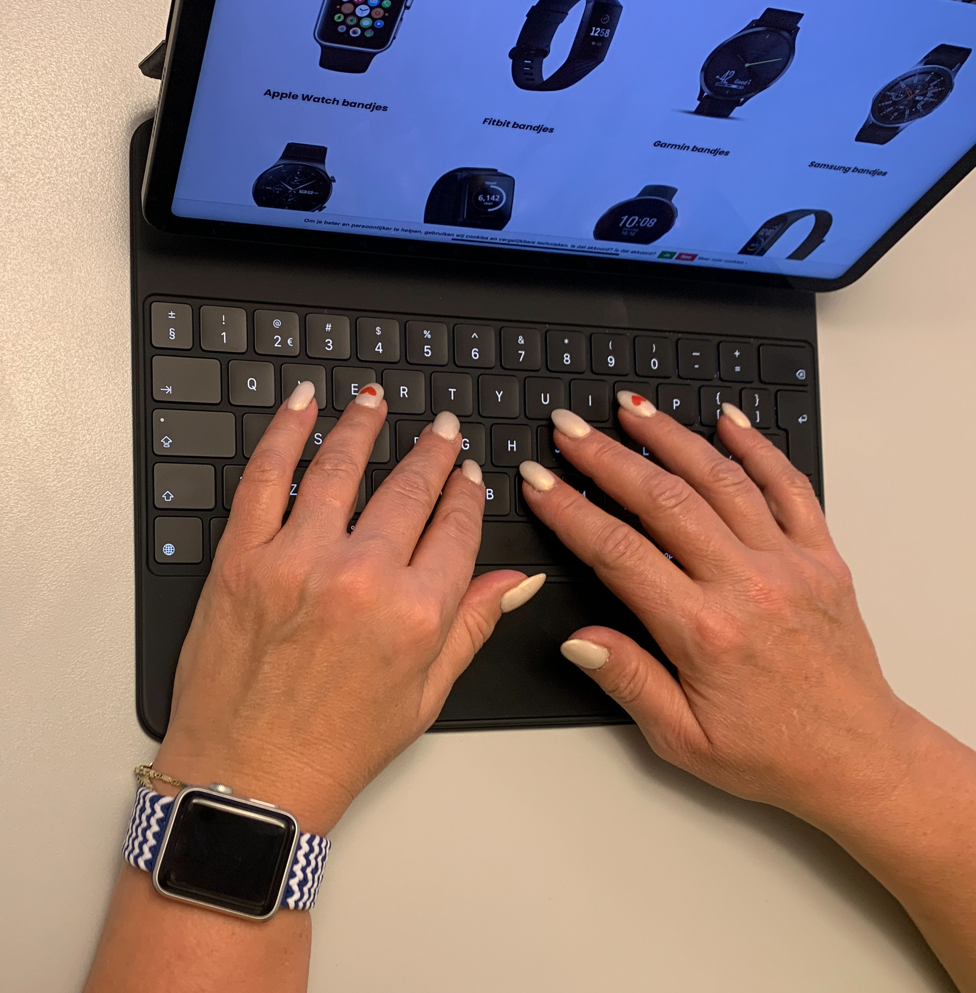 Apple Watch Nylon Geflochtenes Solo Loop - blau-weißer Mix