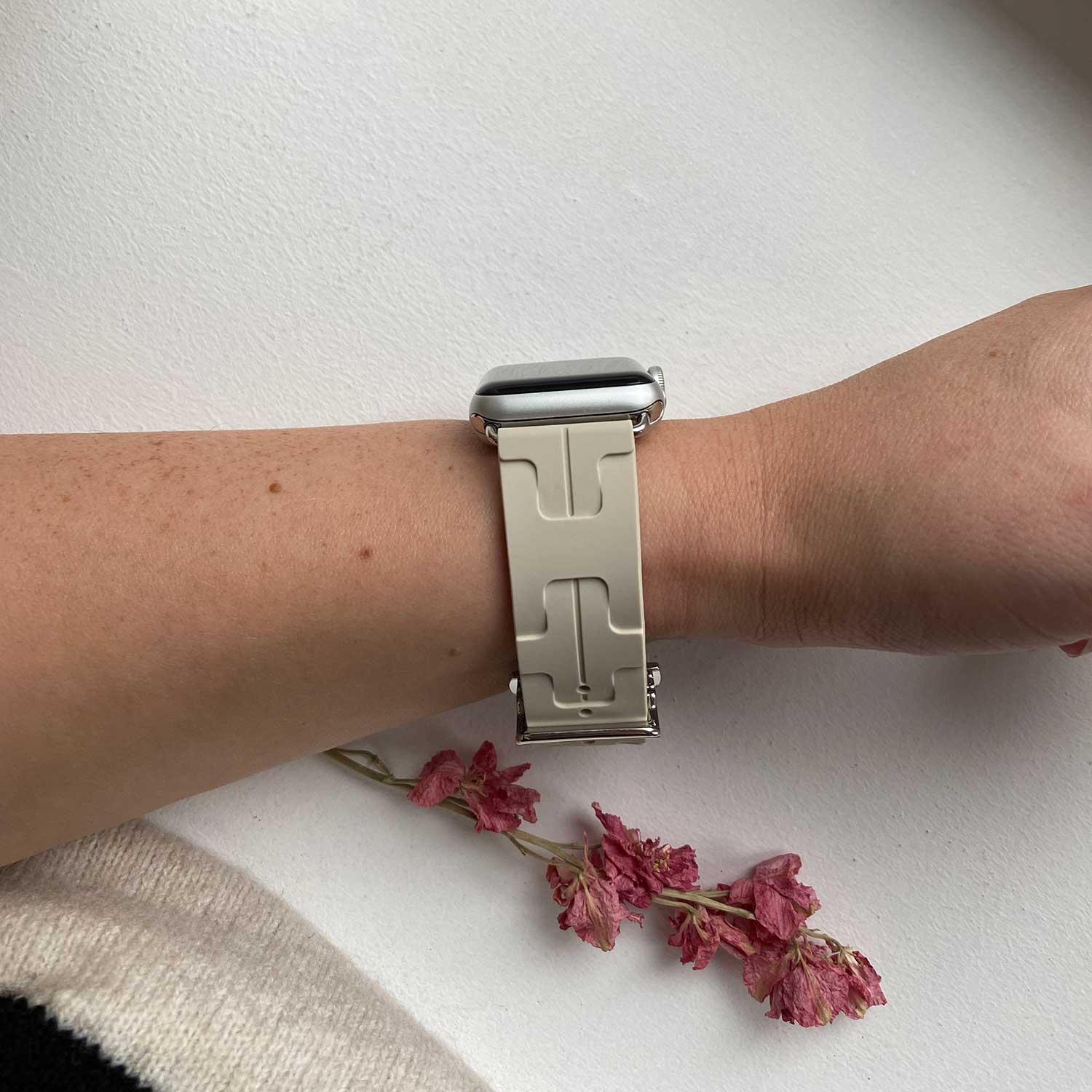 Apple Watch Sportarmband Hermès kilim single tour - beige