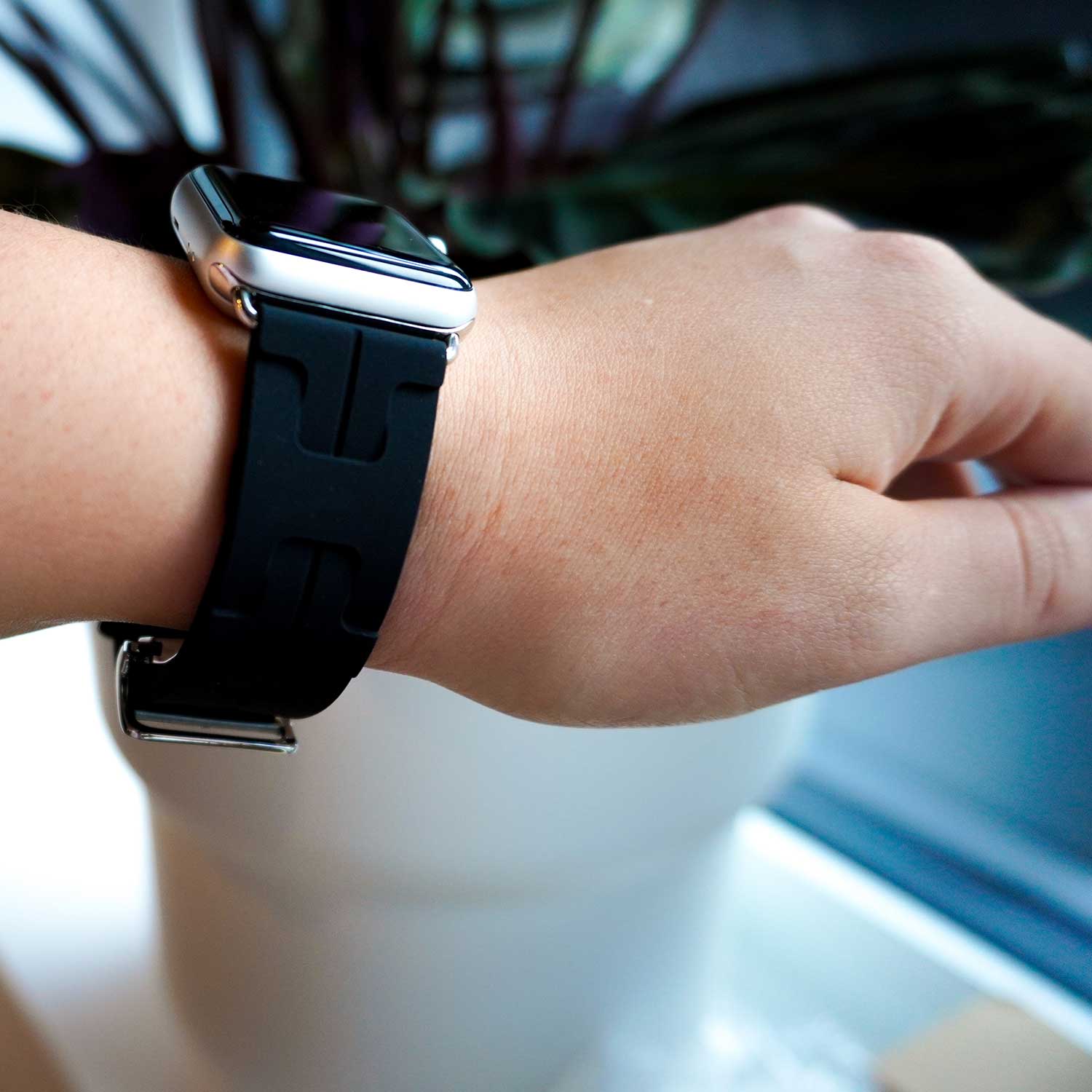 Apple Watch Sportarmband Hermès kilim single tour - schwarz