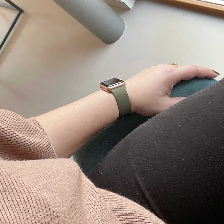 Apple Watch Sportarmband - dunkel oliv