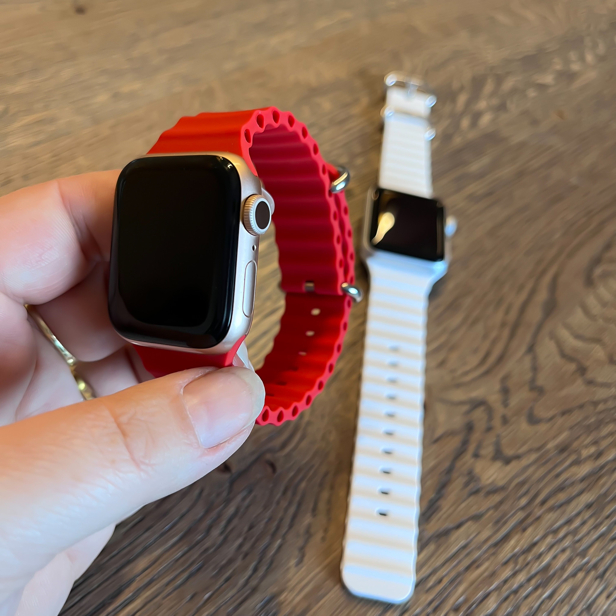 Apple Watch Ocean Sportarmband - rot